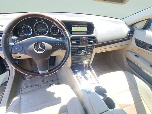 Used 2011 Mercedes-Benz E 350 Cabriolet image 11