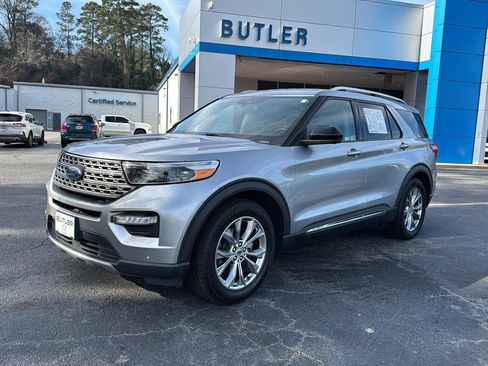 Used 2022 Ford Explorer Limited image 2