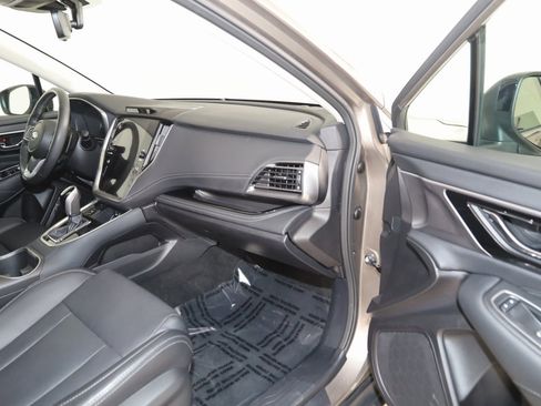Used 2023 Subaru Outback Limited image 40