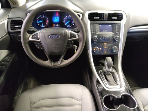 Used 2014 Ford Fusion S FWD image 22