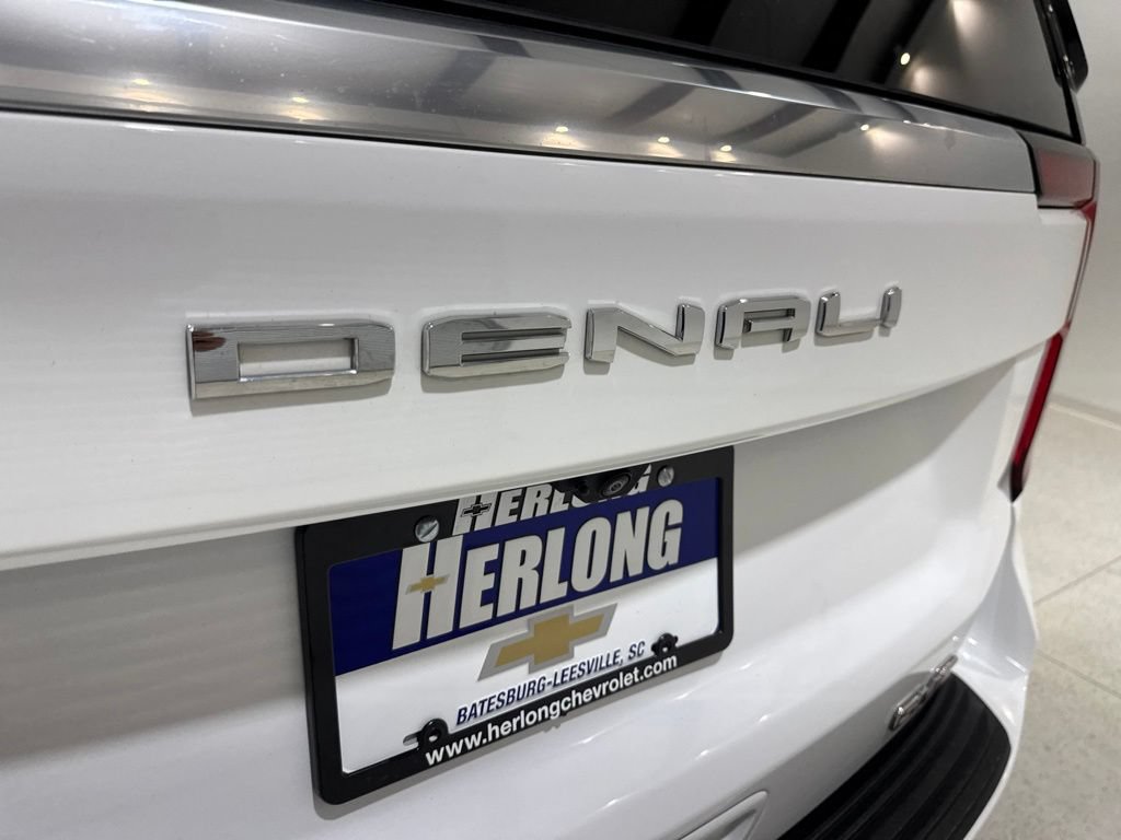 Used 2025 GMC Yukon Denali AWD/4WD image 31