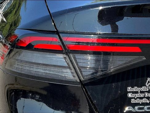 Used 2024 Honda Accord EX image 23