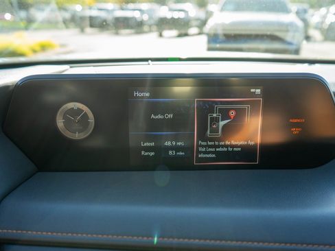 Used 2021 Lexus UX 250h image 19