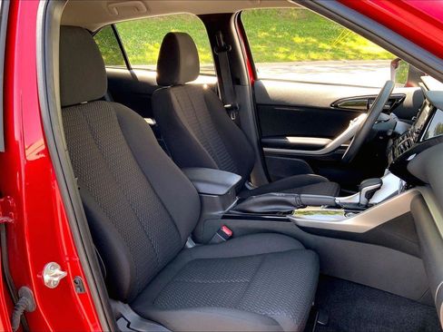 Used 2022 Mitsubishi Eclipse Cross ES AWD/4WD image 7