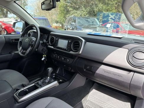 Certified 2017 Toyota Tacoma SR5 w/ Tow Package image 16