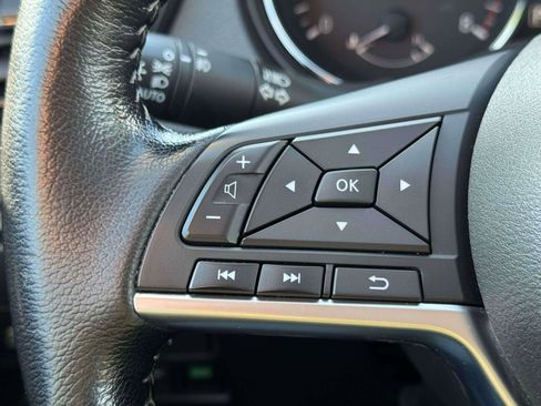 Used 2022 Nissan Rogue Sport SV w/ Technology Package image 20