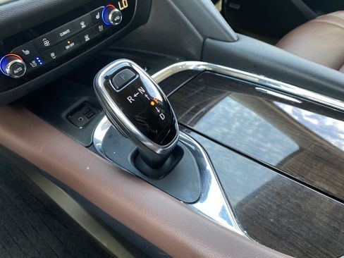 Used 2020 Buick Enclave Avenir w/ Avenir Technology Package AWD/4WD image 26