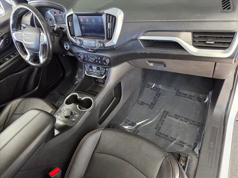 Used 2021 GMC Terrain SLT image 20
