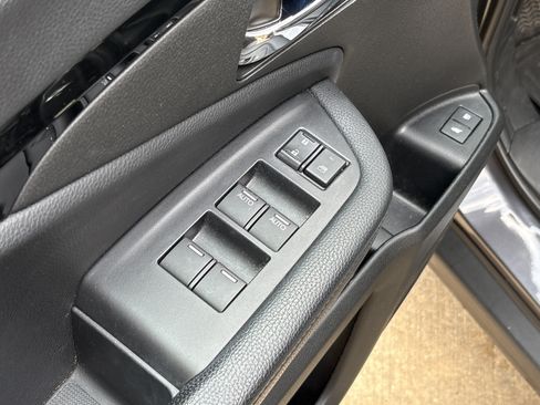Used 2019 Honda Pilot Touring image 15