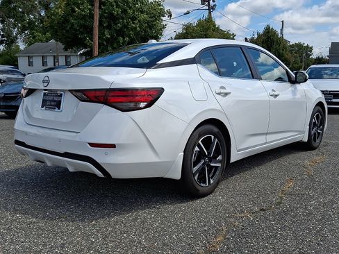 Certified 2025 Nissan Sentra SV FWD image 6