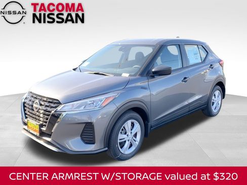 New 2025 Nissan Kicks Play S image 1