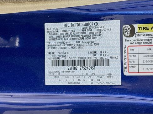 Used 2007 Ford Mustang GT image 28