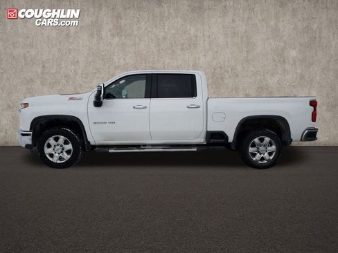 Used 2020 Chevrolet Silverado 2500 LTZ w/ LTZ Premium Package image 2