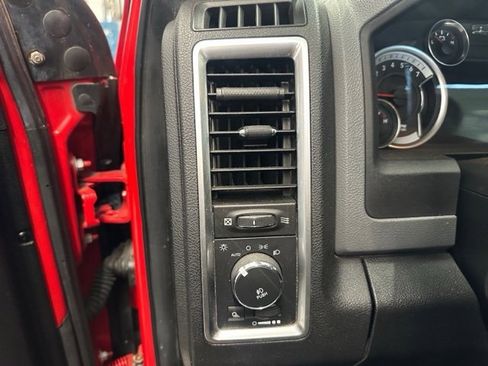 Used 2014 RAM 1500 Big Horn image 21