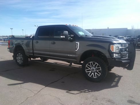 Used 2017 Ford F350 Lariat w/ Lariat Ultimate Package image 4