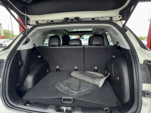 Used 2018 Jeep Compass Limited w/ Navigation Group AWD/4WD image 20
