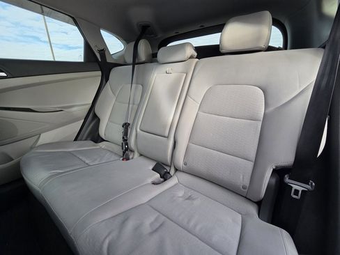 Used 2020 Hyundai Tucson SE image 25