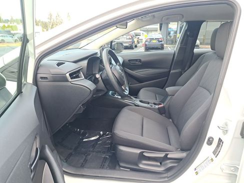Used 2023 Toyota Corolla LE image 28