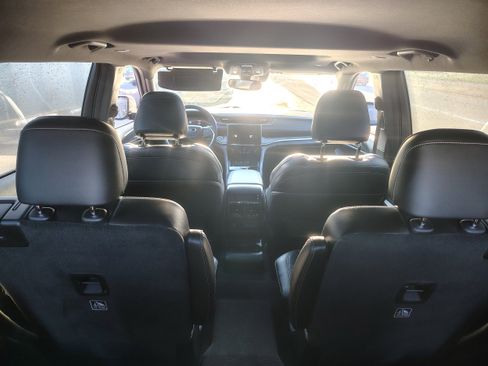 Certified 2024 Jeep Grand Cherokee L Altitude AWD/4WD image 14