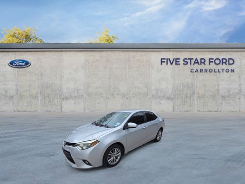 Used 2014 Toyota Corolla LE image 4