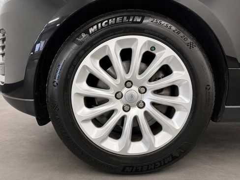 Used 2019 Land Rover Range Rover image 99