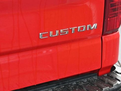 Used 2024 Chevrolet Silverado 1500 Custom Trail Boss AWD/4WD image 13