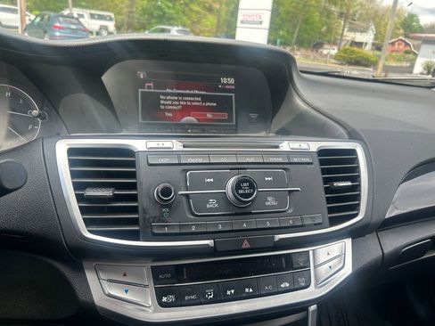 Used 2014 Honda Accord Sport image 12