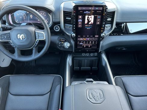 New 2026 RAM 1500 Laramie AWD/4WD image 13