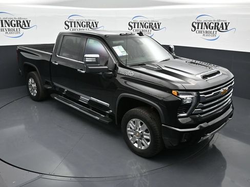 Used 2024 Chevrolet Silverado 2500 High Country w/ High Country Premium Package AWD/4WD image 25