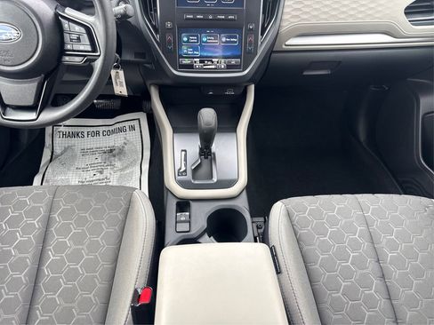 Used 2025 Subaru Forester AWD/4WD image 19