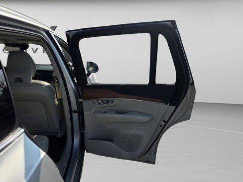 Used 2019 Volvo XC90 T6 Inscription w/ Protection Package Premier image 23