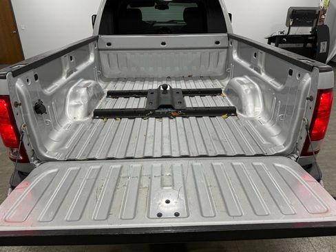 Used 2013 GMC Sierra 2500 SLT w/ Suspension Package, Off-Road image 17