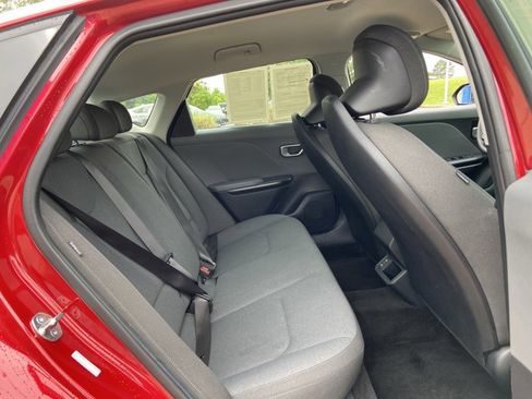 Used 2025 Kia K4 FWD image 19