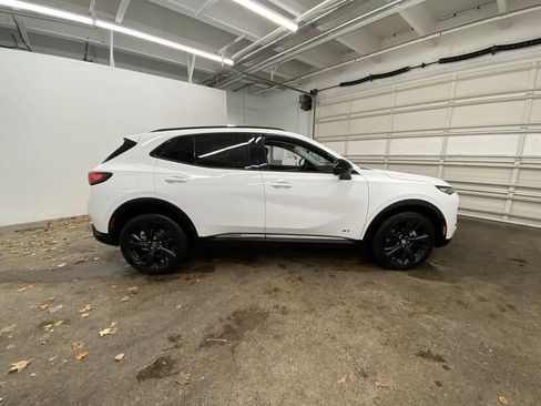 Used 2025 Buick Envision Sport Touring image 7