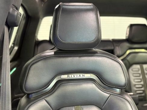 Used 2022 Rivian R1T Adventure image 77