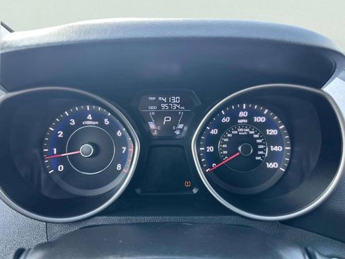 Used 2013 Hyundai Elantra Limited w/ Technology Pkg FWD image 24