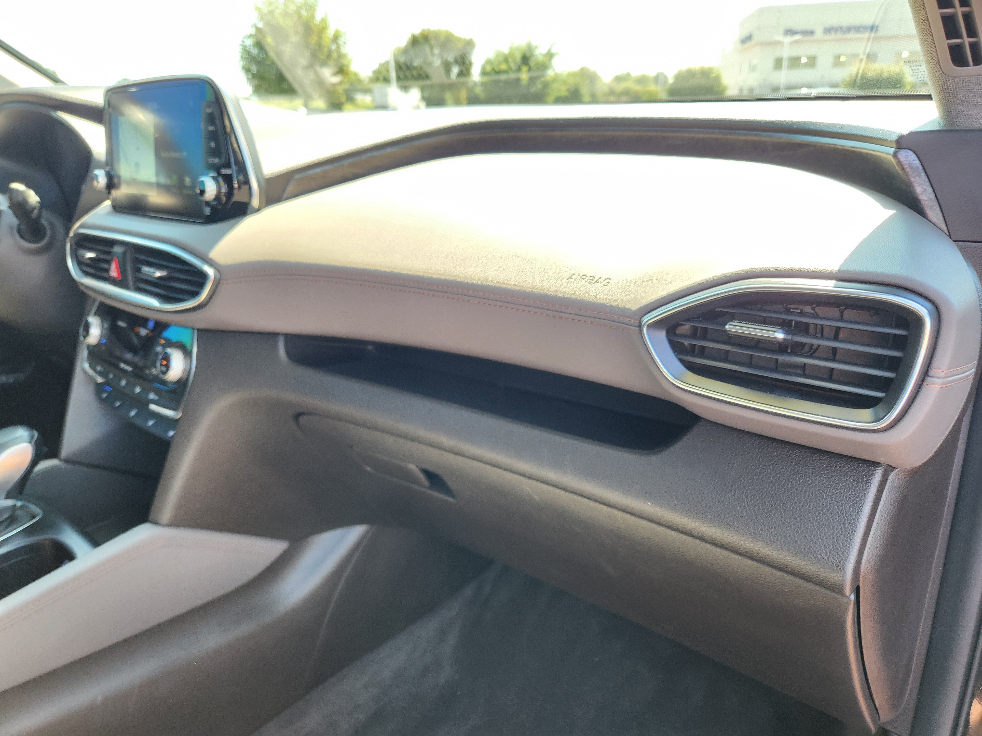 Used 2020 Hyundai Santa Fe Limited AWD/4WD image 17