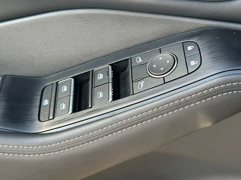 Used 2026 Nissan Rogue SL AWD/4WD image 20