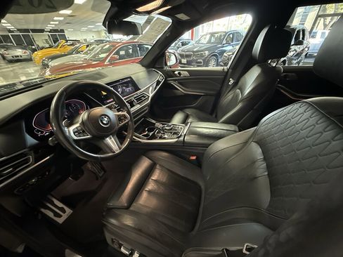 Used 2019 BMW X7 xDrive40i w/ Premium Package AWD/4WD image 12