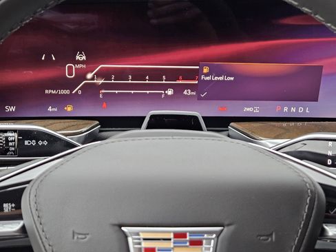 New 2026 Cadillac Escalade ESV Platinum Sport w/ LPO, ONYX Package AWD/4WD image 16