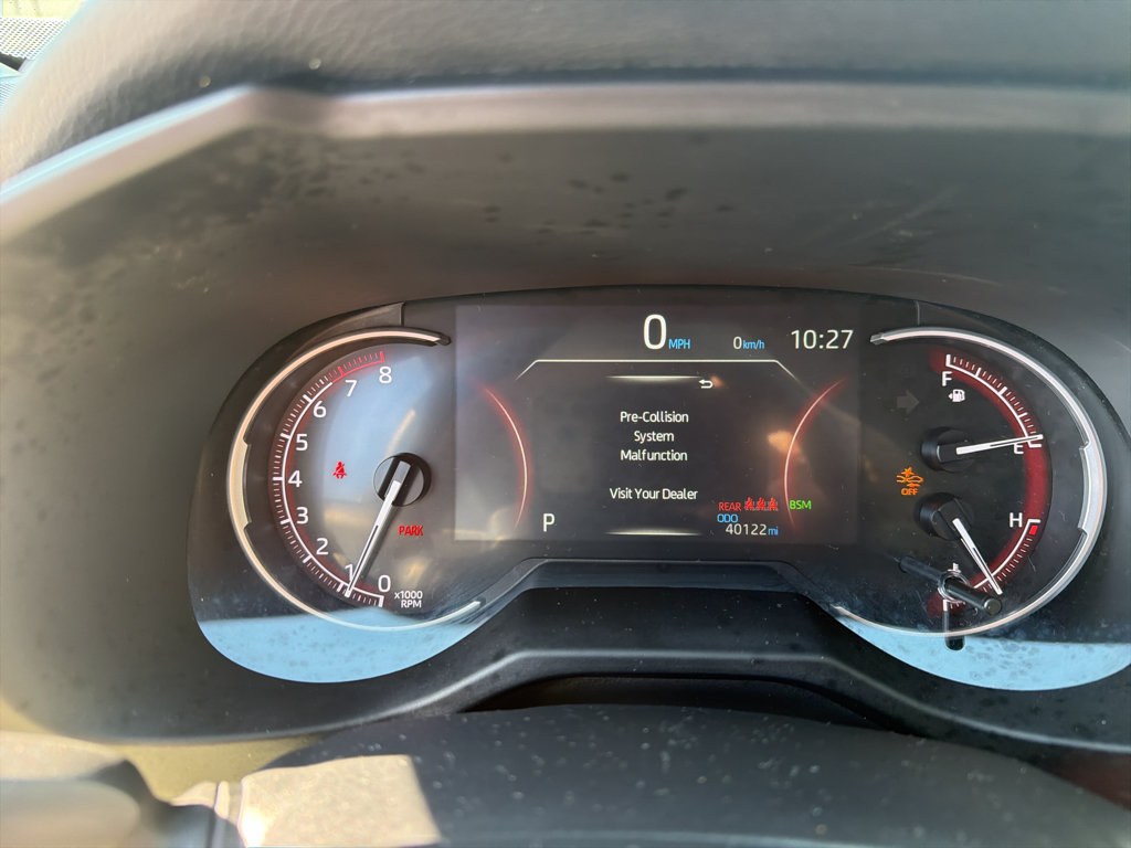 Used 2025 Toyota RAV4 XLE AWD/4WD image 18