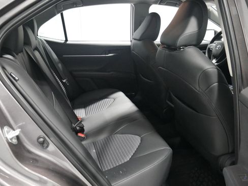 Used 2024 Toyota Camry SE image 17