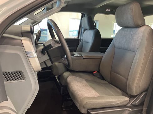 Used 2024 Ford F250 XLT image 12