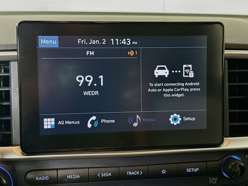 Used 2022 Hyundai Venue SEL image 23