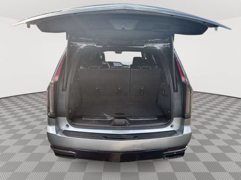 Used 2023 Cadillac Escalade Sport AWD/4WD image 21