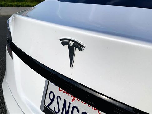 Used 2018 Tesla Model S 75D image 9