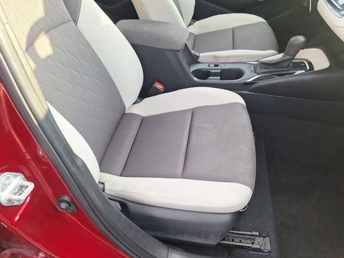 Used 2023 Toyota Corolla LE image 27