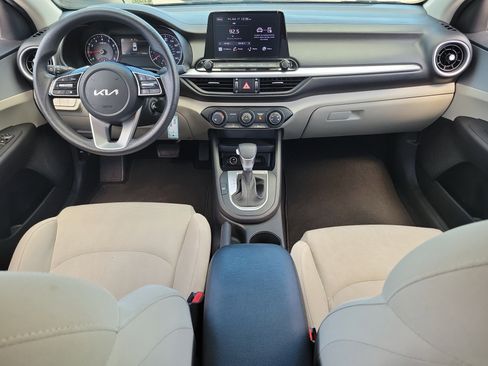 Used 2022 Kia Forte LXS w/ LXS Technology Package image 14