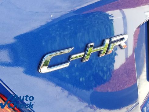 Used 2019 Toyota C-HR XLE FWD image 9