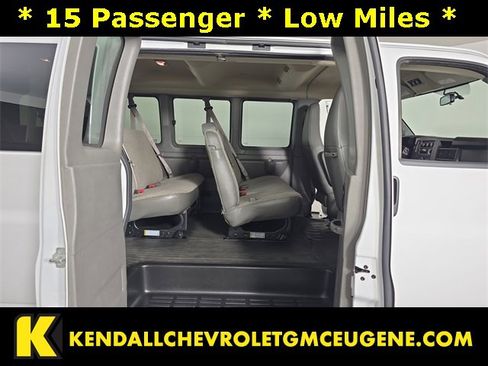 Used 2023 Chevrolet Express 3500 LS w/ Cold Climate Package image 17